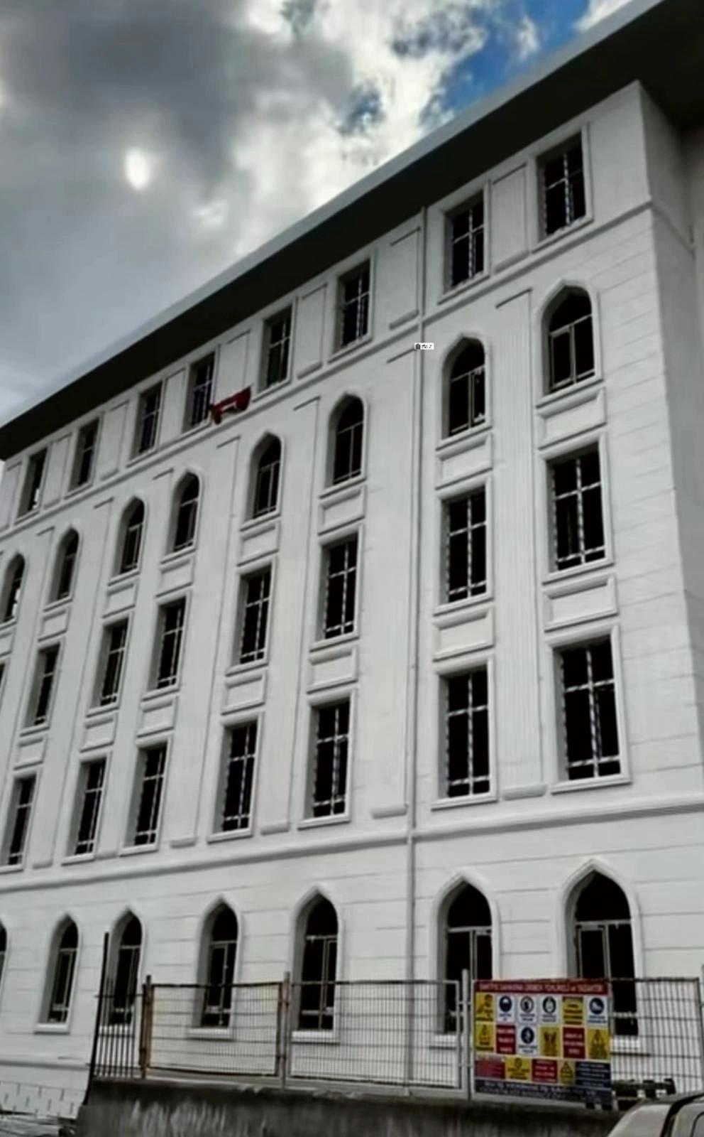 Hıdırlık Kur'an Kursu binası cephesi.